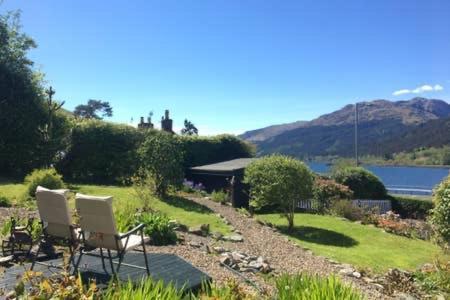 Twostones Self Catering Cottage Arrochar Exterior foto